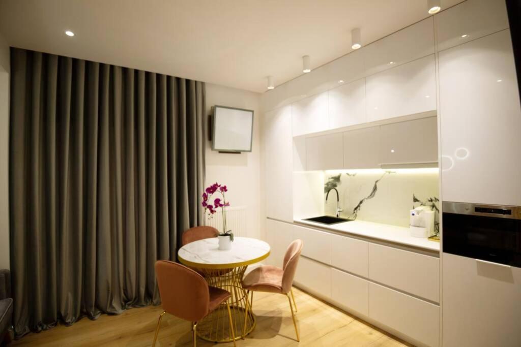 Ecostay-Serenity,Business Class Apartment By The Sea In Alimos Kalamaki Athènes Extérieur photo